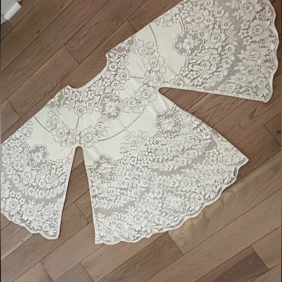Vintage 60’s 70’s crochet lace boho bell sleeve dress - Picture 2 of 16